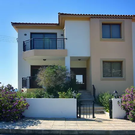 Serena Villa *